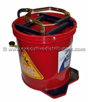 Picture of Mop Bucket 15lt with castors and wringer 